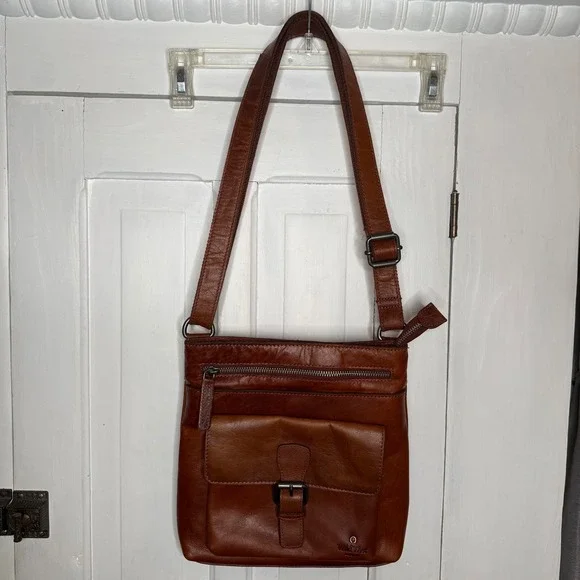 Wild West Leather Crossbody Bag Tan Buckle Flap Zip Pockets Adjustable Strap - Picture 2 of 16